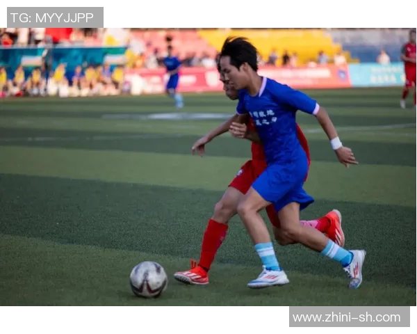 香港足球明星队队长的荣耀与挑战：带领球队追逐梦想的故事